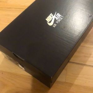Nike Air Force 1